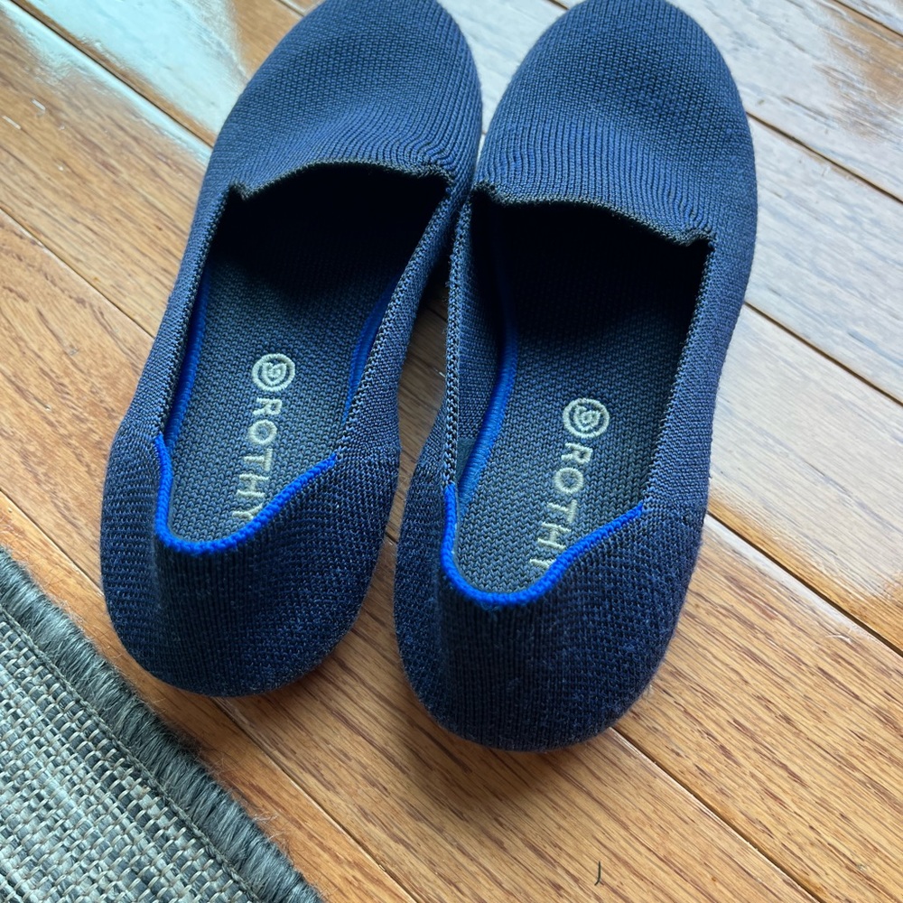 Rothy's Girls’ Size 1 Navy Blue Knit Slip-Ons